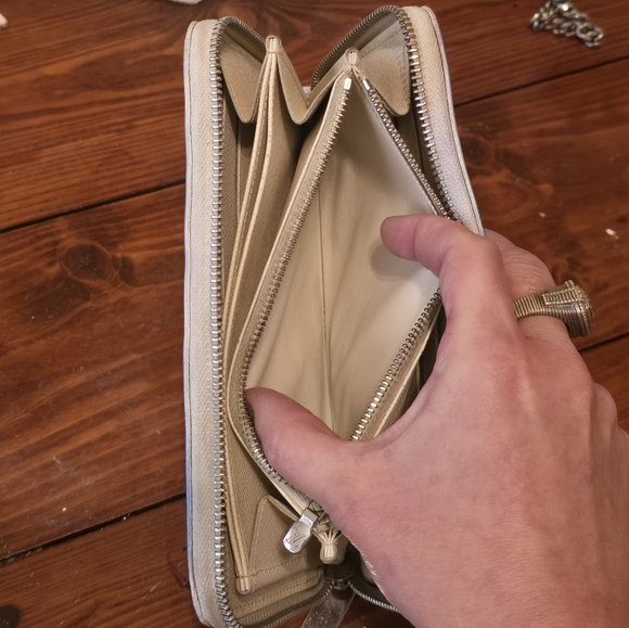 Louis Vuitton X Bunny Starling Couture Ombre Cotton Candy Zippy Wallet - Picture 4 of 6